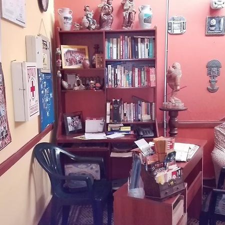 Friends House Bed and Breakfast Distretto di Distretto di Lima Esterno foto