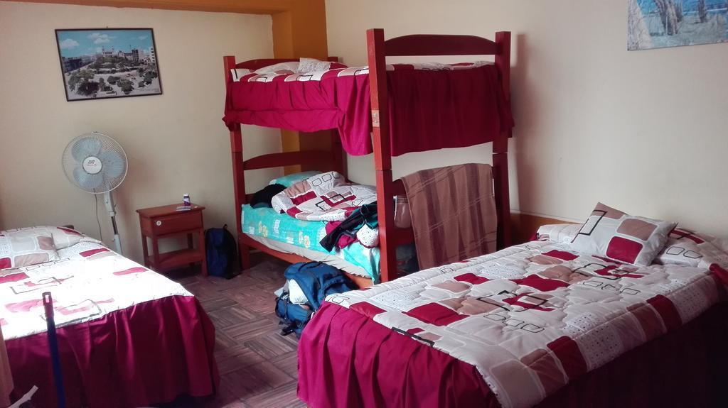 Friends House Bed and Breakfast Distretto di Distretto di Lima Esterno foto