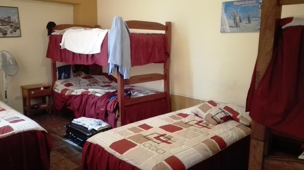 Friends House Bed and Breakfast Distretto di Distretto di Lima Esterno foto